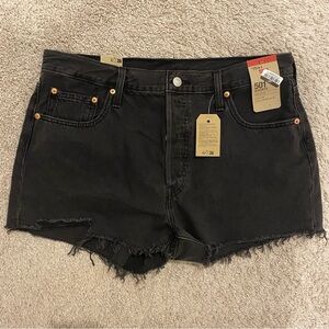 Levi’s 501 Cutoffs- Black- W33